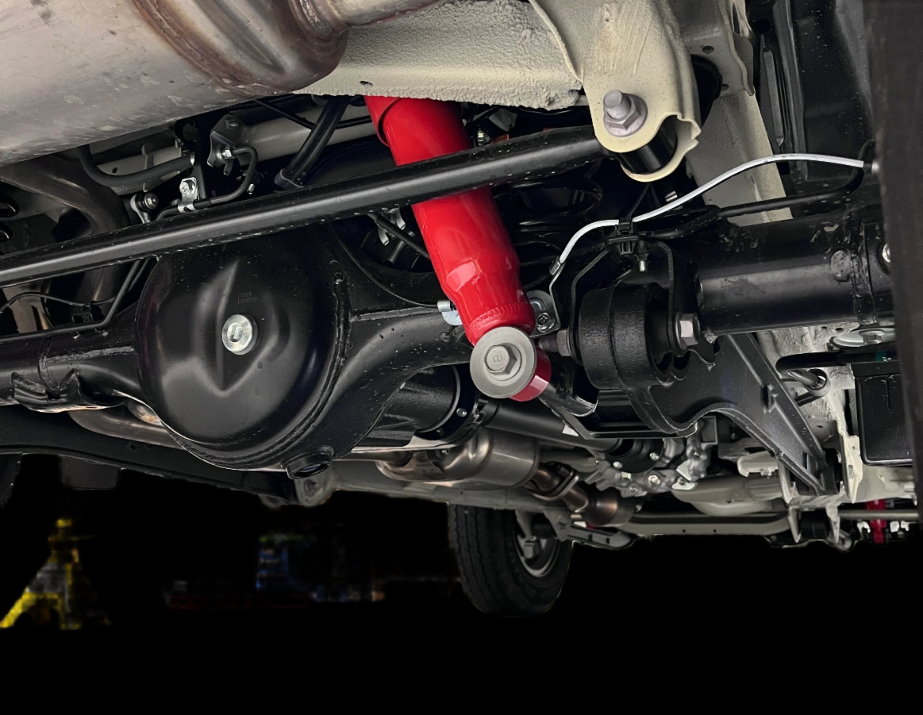 KYB Skorched4 shock fitted at the rear of a Jimny JB74